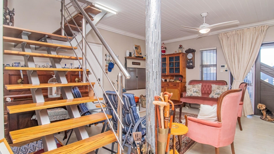 3 Bedroom Property for Sale in De Kelders Western Cape